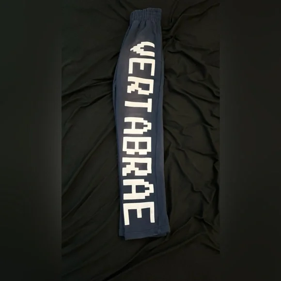 VERTABRAE SWEATPANTS.